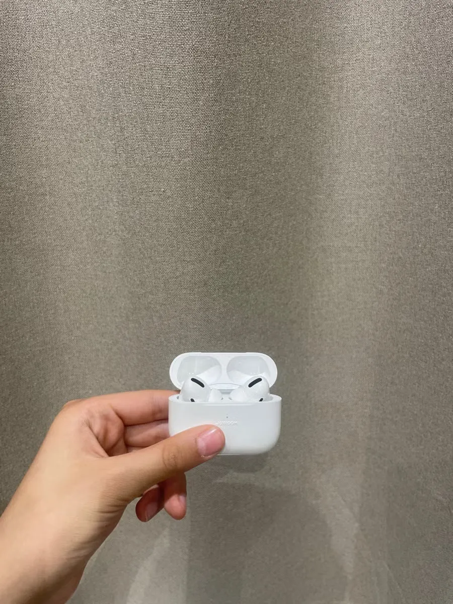 JOYROOM JR T03S Pro TWS Earbuds 5 hours playtime; up to 20 hours total with the 360mAh case